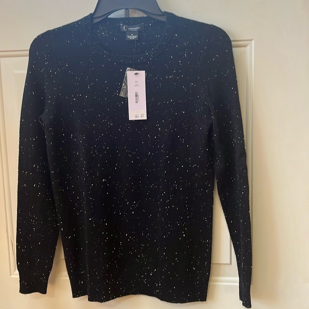 NWT Cashmere Crew Neck Sweater. XS. Black with White specks. C by Bloomingdale’s